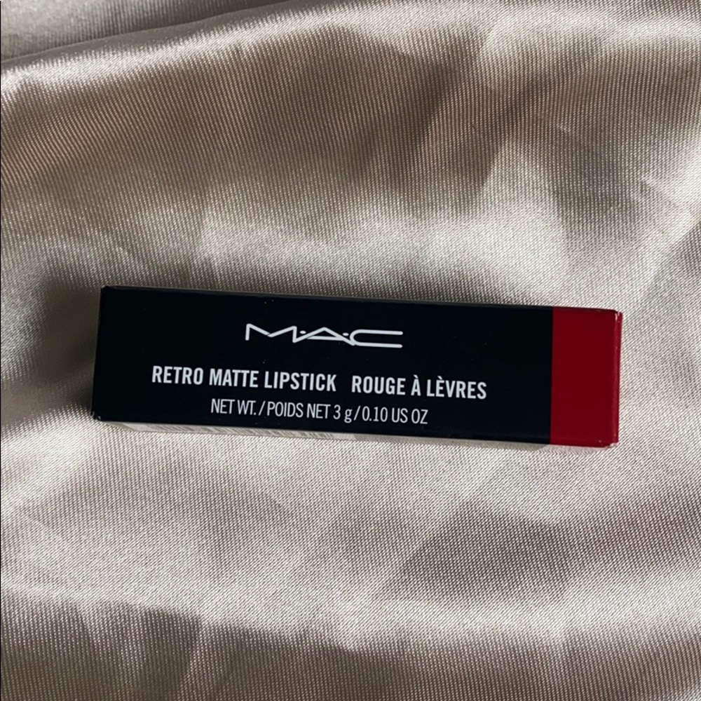 Ruby Woo Matte Lipstick